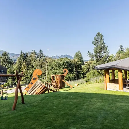 Udanypobyt Dom Bright House