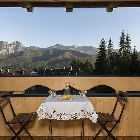 Udanypobyt Dom Bright House *