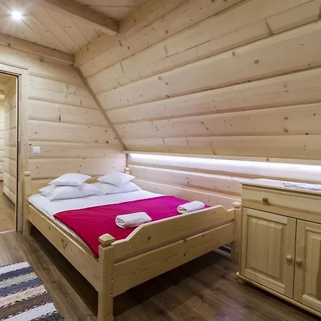 Udanypobyt Dom Bright House Villa *