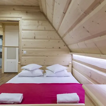 Udanypobyt Dom Bright House Villa